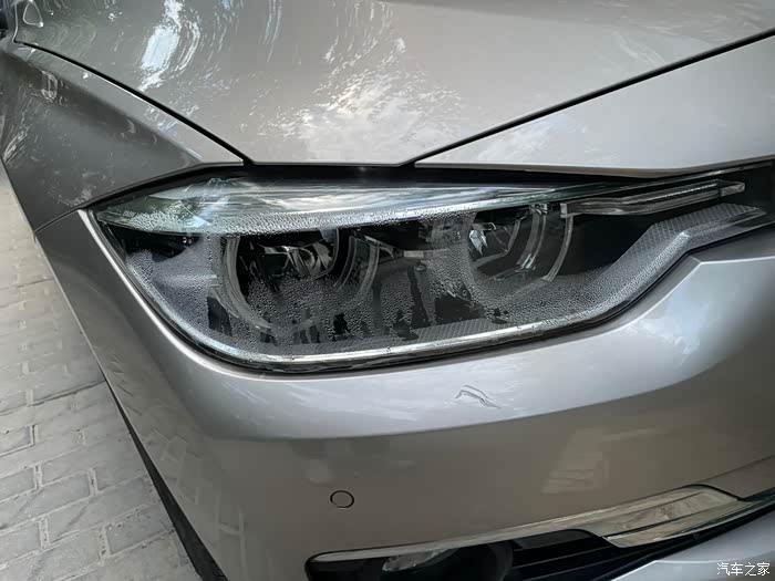 各位车友们,咨询一,侧灯灯罩有划痕跟裂纹,可以直接联系保险公司去修