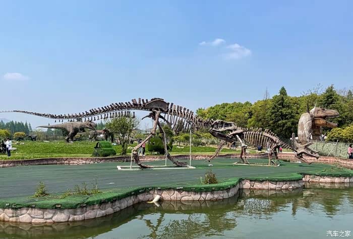 自驾mgzs打卡杭州恐龙梦公园