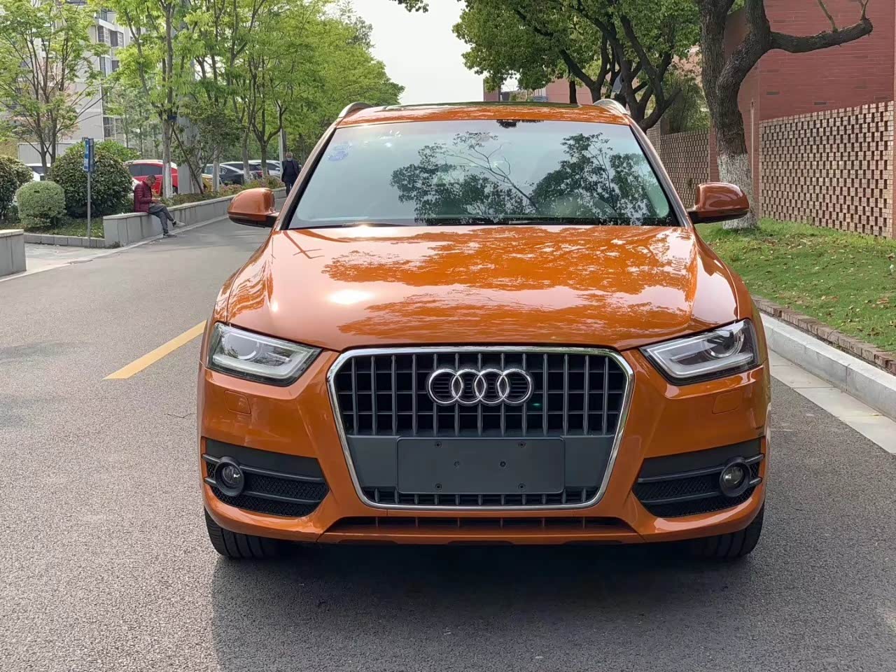 老款奥迪q320t时尚版虽然空间比新款小但挺可爱呀