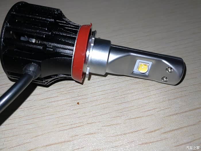 咸鱼买的雪莱特led灯大家帮我看下真假