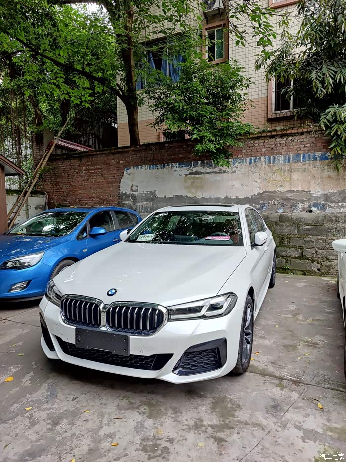我的小宝马,提车了哦525li