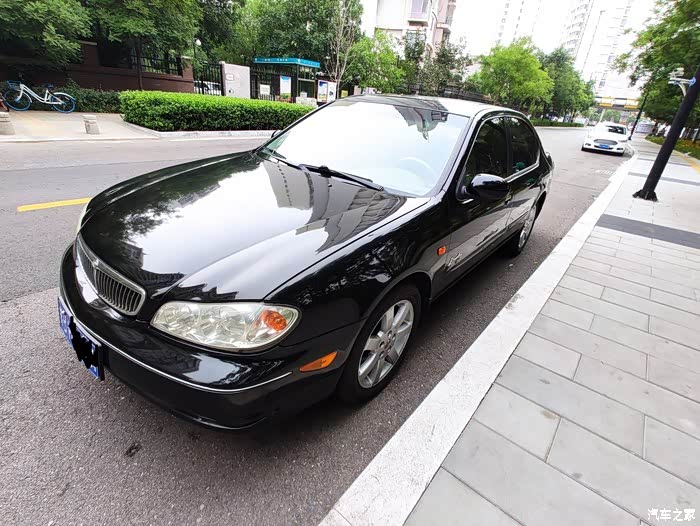 出03年尼桑风度3.0 v6