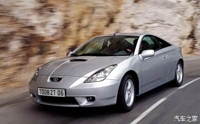 我最早知道赛利卡这辆车还是头文字d:公路传说游戏里.