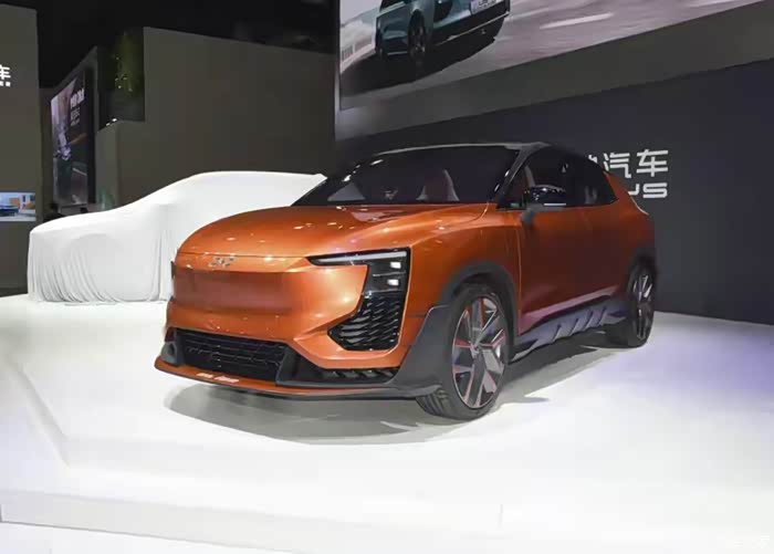 夏日速度与激情实拍爱驰u6ion