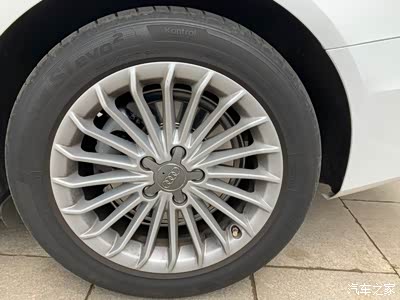 16款奥迪a4l轮毂轮胎17寸数据