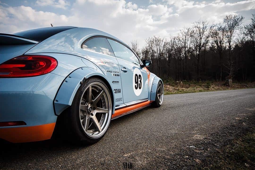 海湾石油涂装的宽体甲壳虫有点儿萌