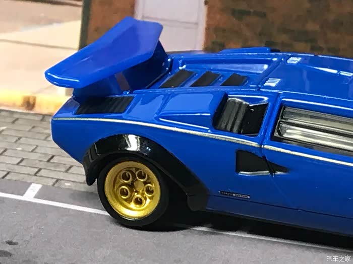 生不逢时的兰博基尼康塔什lp500s