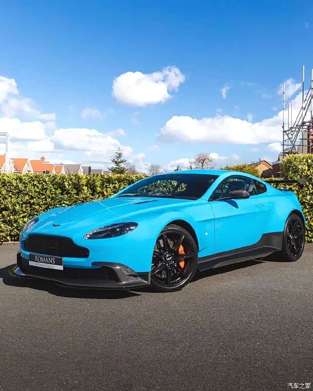 阿斯顿·马丁vantage gt8