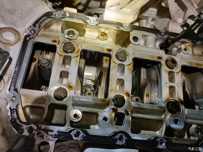 中华v7自豪版失去售后烧机油怎么办自己维修更新中