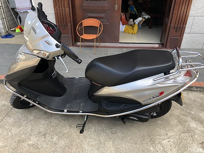 新大洲本田ns125d上路