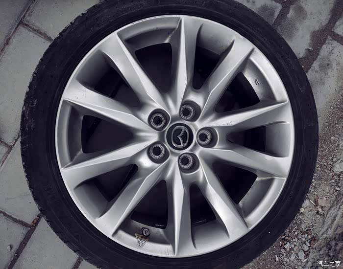 昂克赛拉18寸原厂轮毂