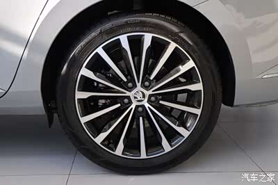 实拍斯柯达速派