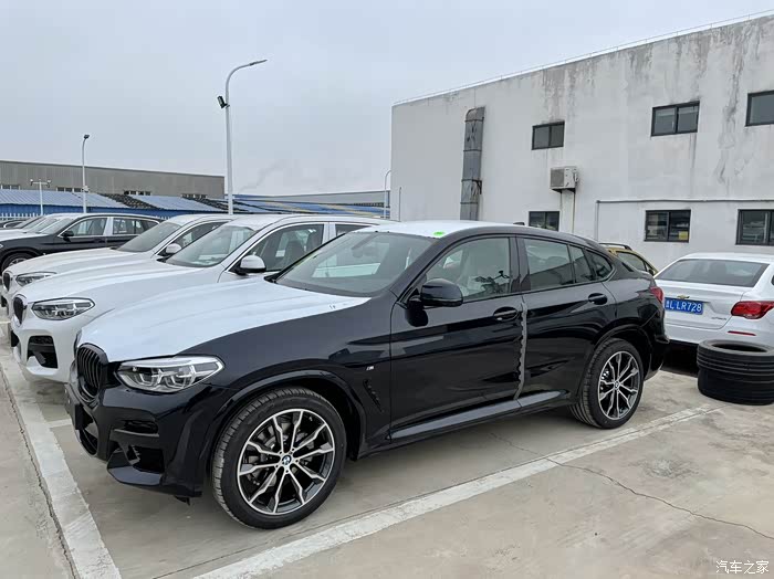 【图】25i耀夜到店了_宝马x4论坛_汽车之家论坛