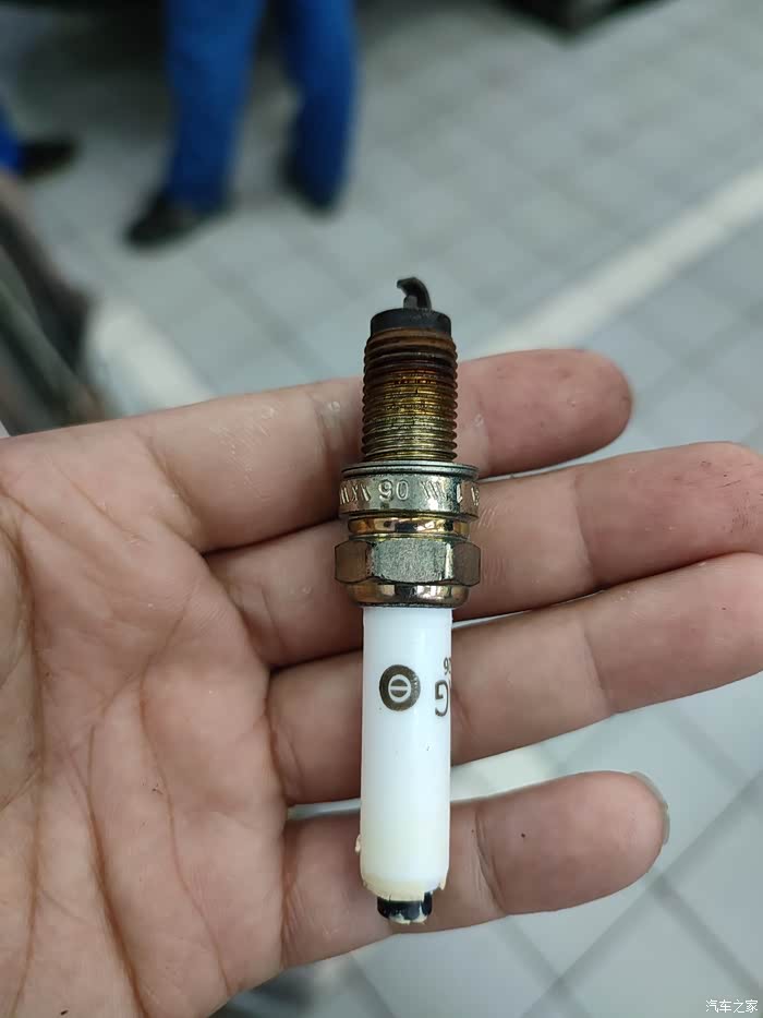 【图】19明锐1.5自吸,这是什么牌子的火花塞!_明锐论坛_汽车之家论坛