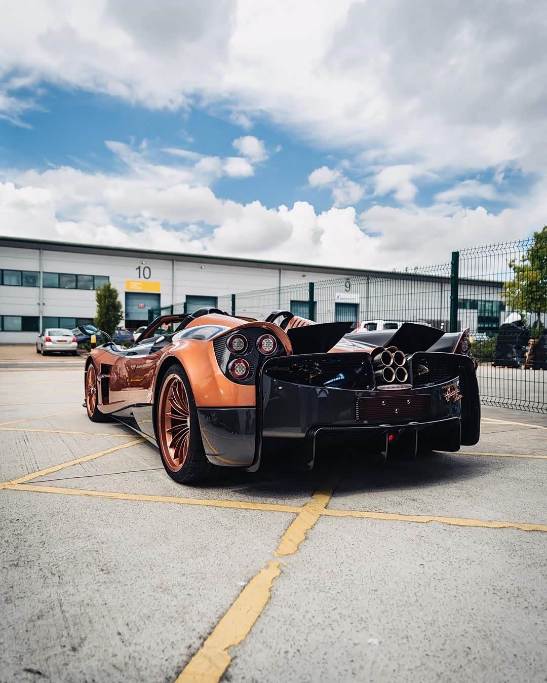 【图】pagani huayra roadster 风之子._帕加尼论坛_汽车之家论坛