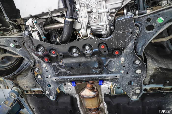 叫兽论车星瑞的底盘好吗我们先来看看这些奇特的地方