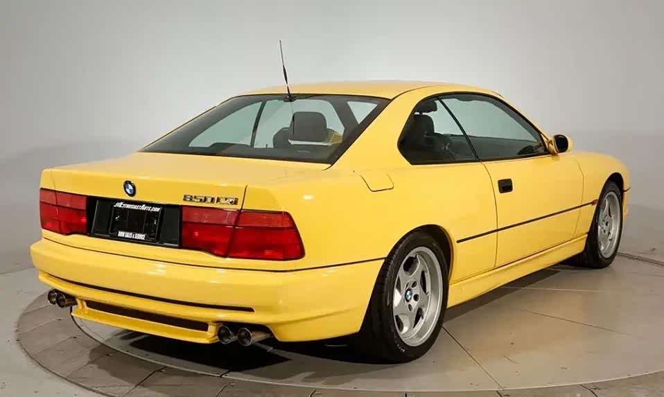 1995款宝马850csi,经典黄看着就流口水