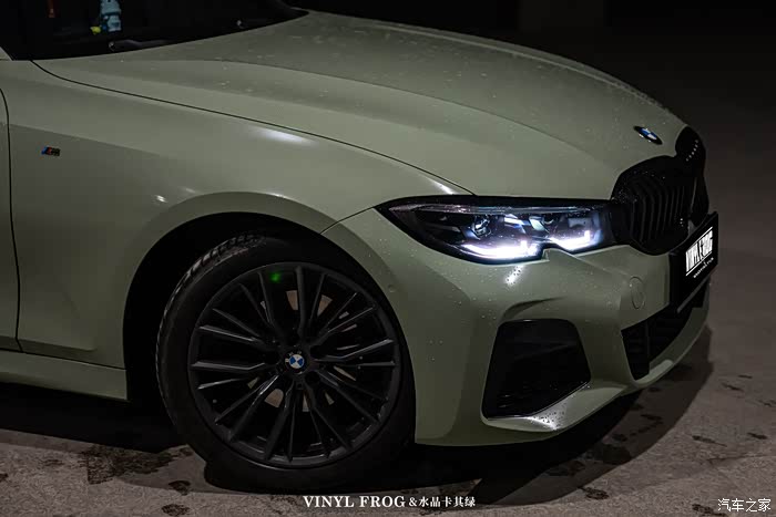 宝马3系改色漆面卡其绿