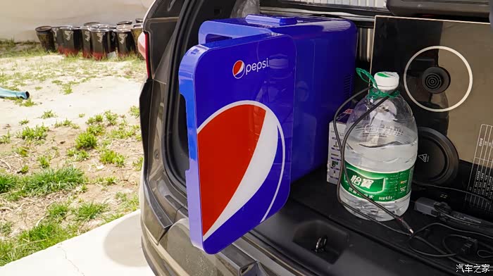 家家众测开拓者车主自驾新疆评测百事18l车载冰箱