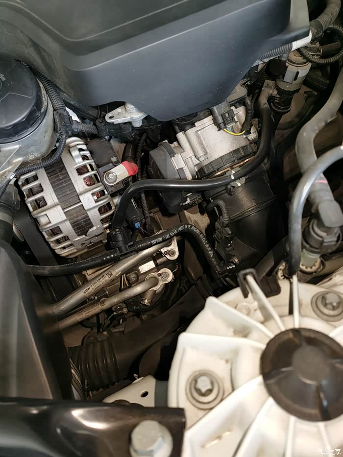 f18发动机下面有点渗油是啥原因