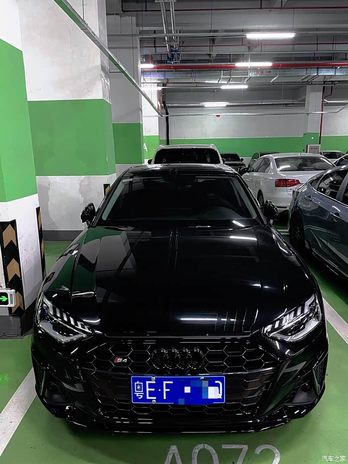 【图】2020款40豪华动感a4黑色好看吗?_奥迪a4l论坛_汽车之家论坛