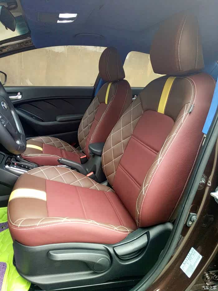 起亚k3内饰改