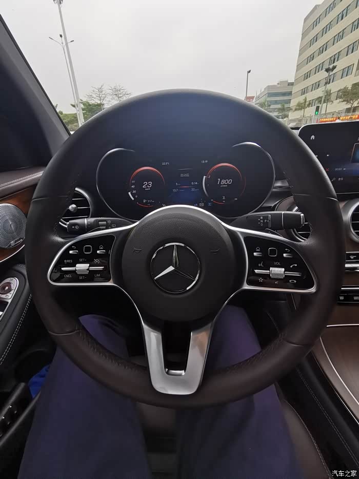 【图】你们方向盘歪了吗?_奔驰glc论坛_汽车之家论坛