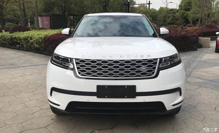 星脉第一因素就是因为星脉的颜值,毕竟"最美路虎"绝对不是浪得虚名的