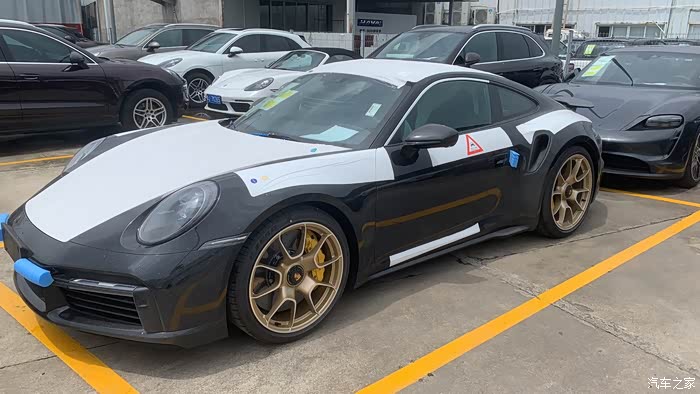 【图】喜提黑武士的金色战靴_保时捷911论坛_汽车之家论坛