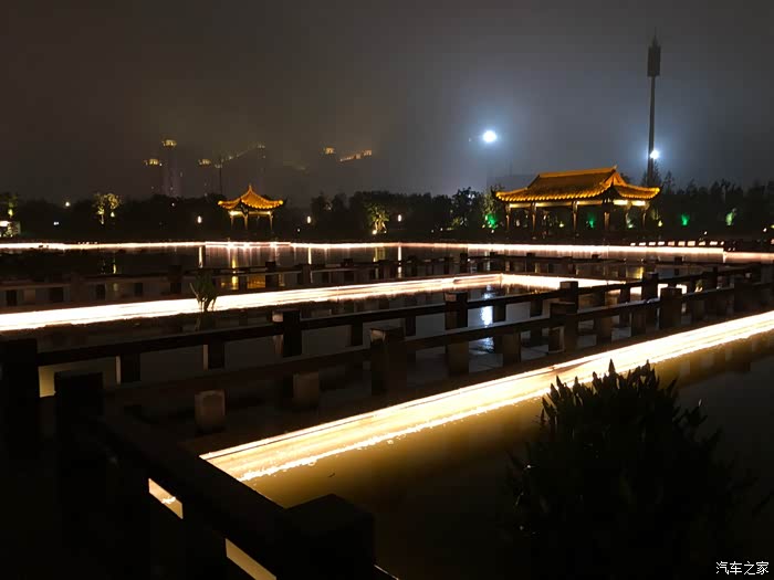 小坦克之深夜九龙湖游记