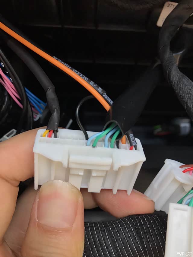 天籁时尚版自己升级7寸da屏和改方控线