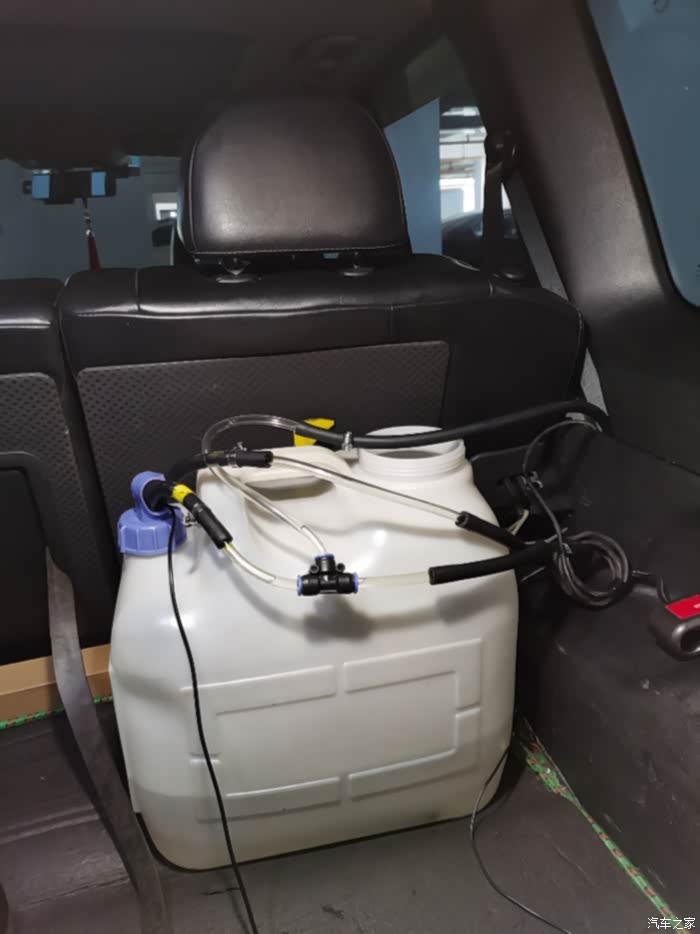 尾气热回收,实现床车野外洗澡