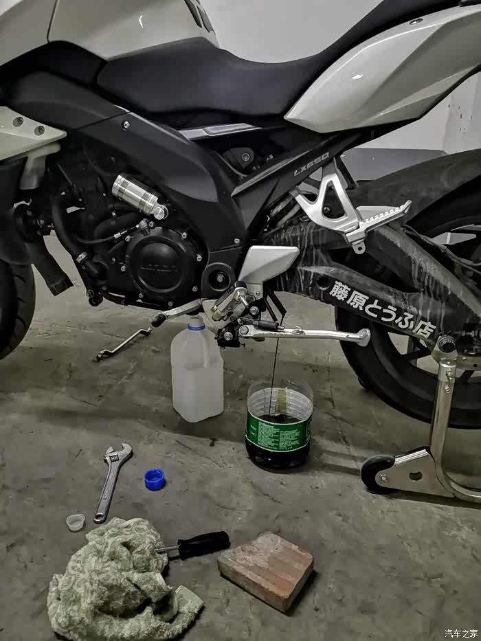 【图】隆鑫650放油螺塞_摩托车论坛_汽车之家论坛