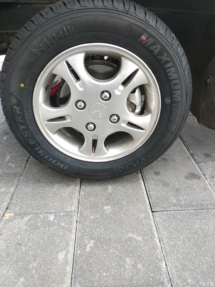 【图】荣光换轮胎._五菱荣光论坛_汽车之家论坛