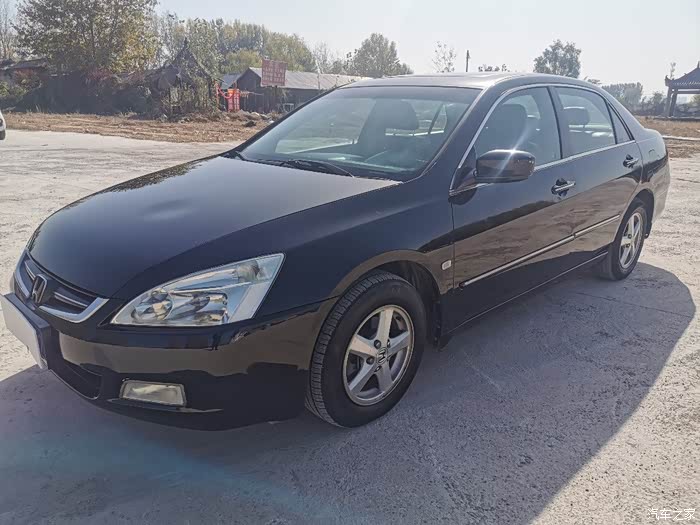 新收了7.5代雅阁2.4刚过到我名下 欣赏欣赏