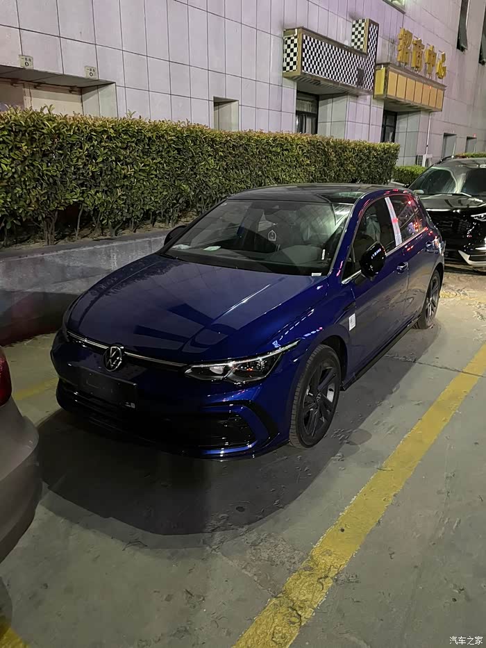 高尔夫8rline星际蓝提车作业