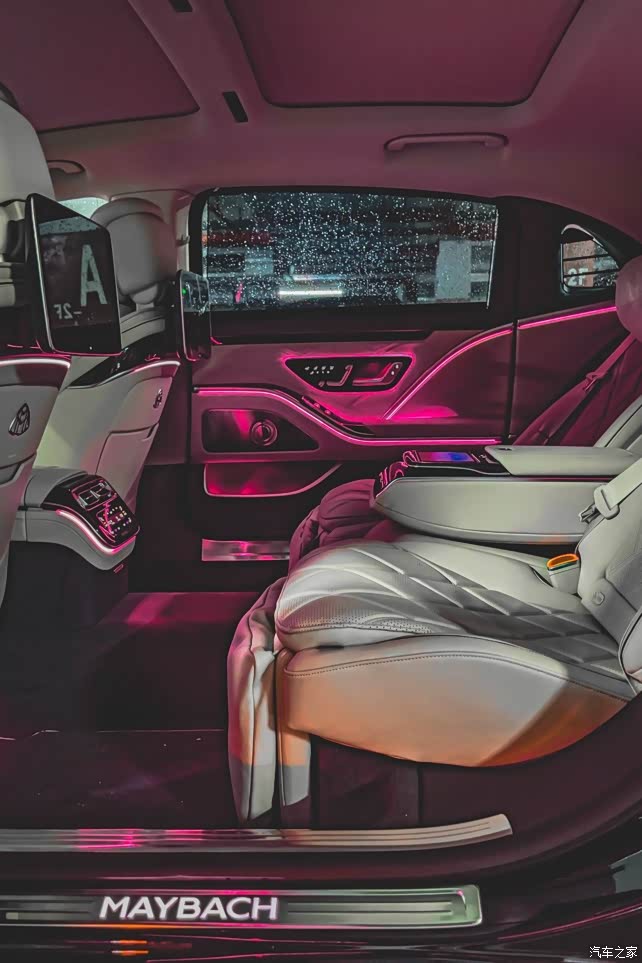 奔驰迈巴赫s480提车