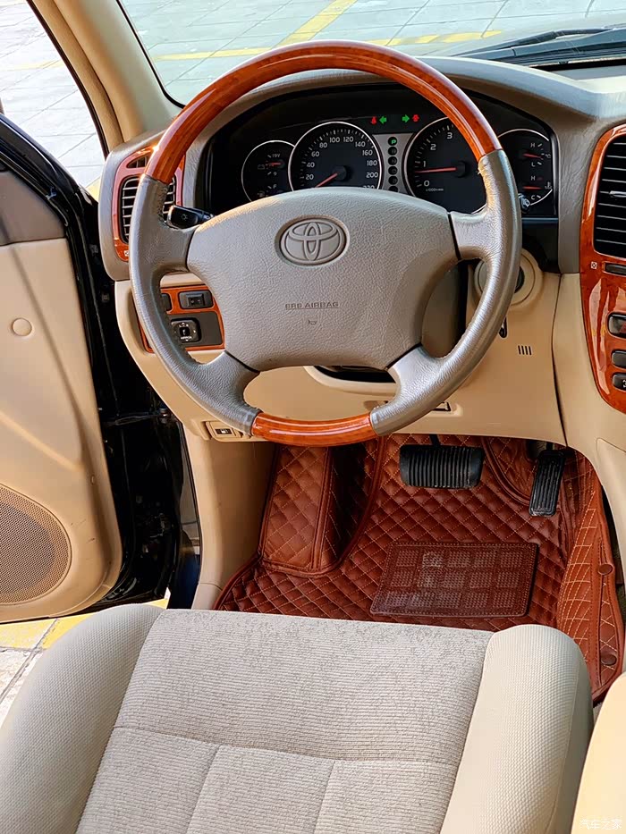 经典情怀丰田lc100黑武士持续更新