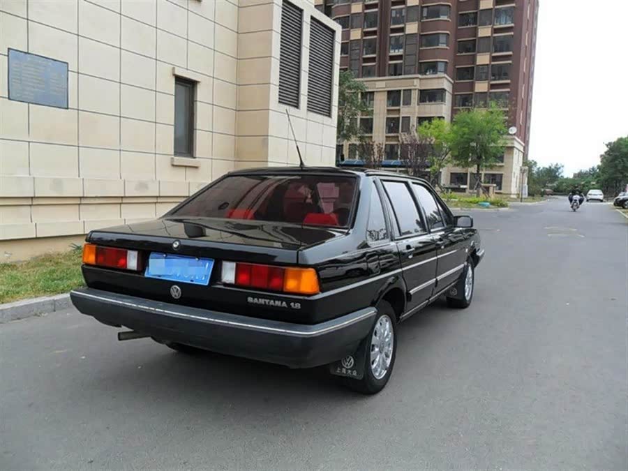 有多少人开的第一辆车是大众桑塔纳!