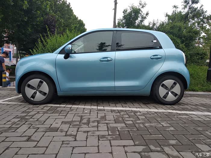 欧拉黑猫夏天更适合开的车