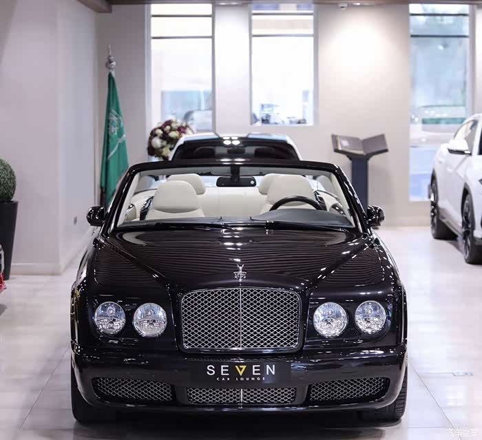 宾利雅骏t巨型奢华敞