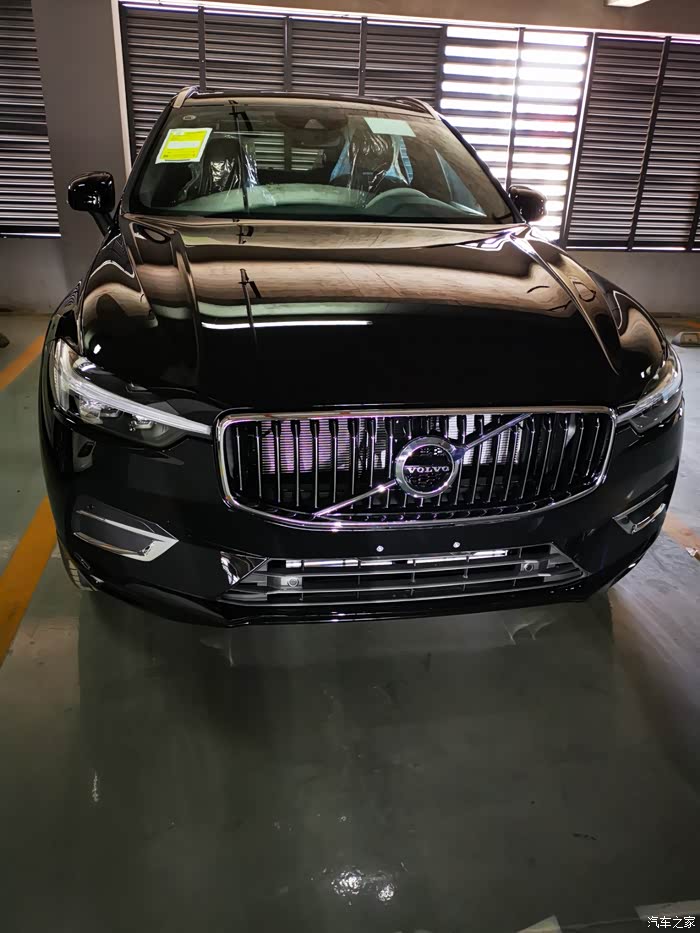 年轻奶爸的新晋座驾——21款炫酷黑沃尔沃xc60