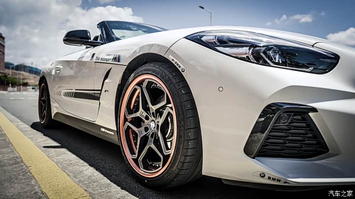 宝马z4拉花轮毂小改装