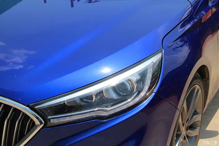 激情红旗,与h5一起漂流去.