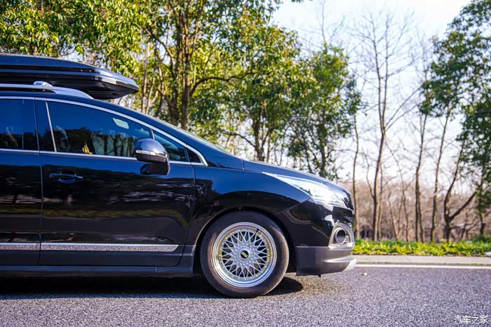 3008改绞牙换轮毂,加行李箱.自恋爆照加媳妇美照