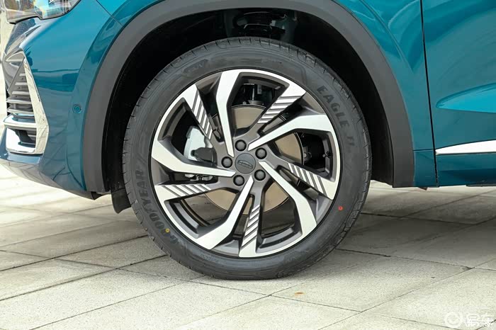 星越l轮毂请解答