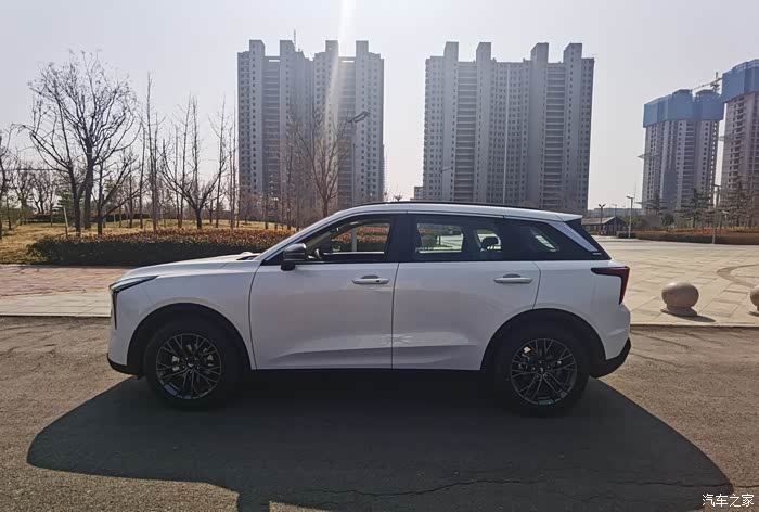 【图】没有花香,没有树高,我是一台将会奔腾的白色座驾_奔腾t55论坛