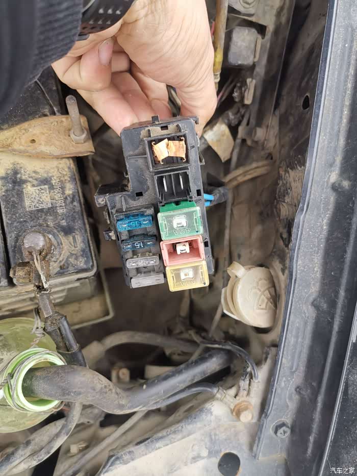 4的星星的保险盒接线图,谢谢_北斗星论坛_汽车之家论坛