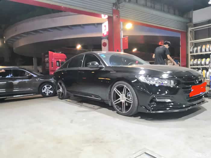 十代雅阁换轮毂降低车身经历