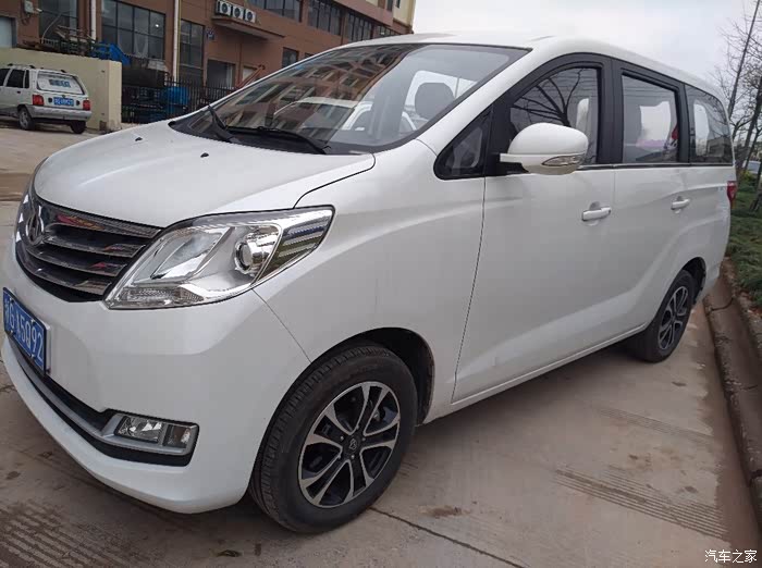7座舒适版232布局中排分体,换物流3七座侧挂_长安睿行s50论坛_汽车之